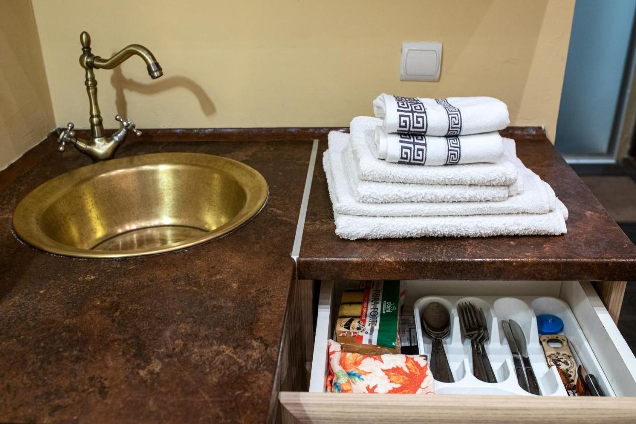 Bed & Breakfast In Downtown 리비프 외부 사진